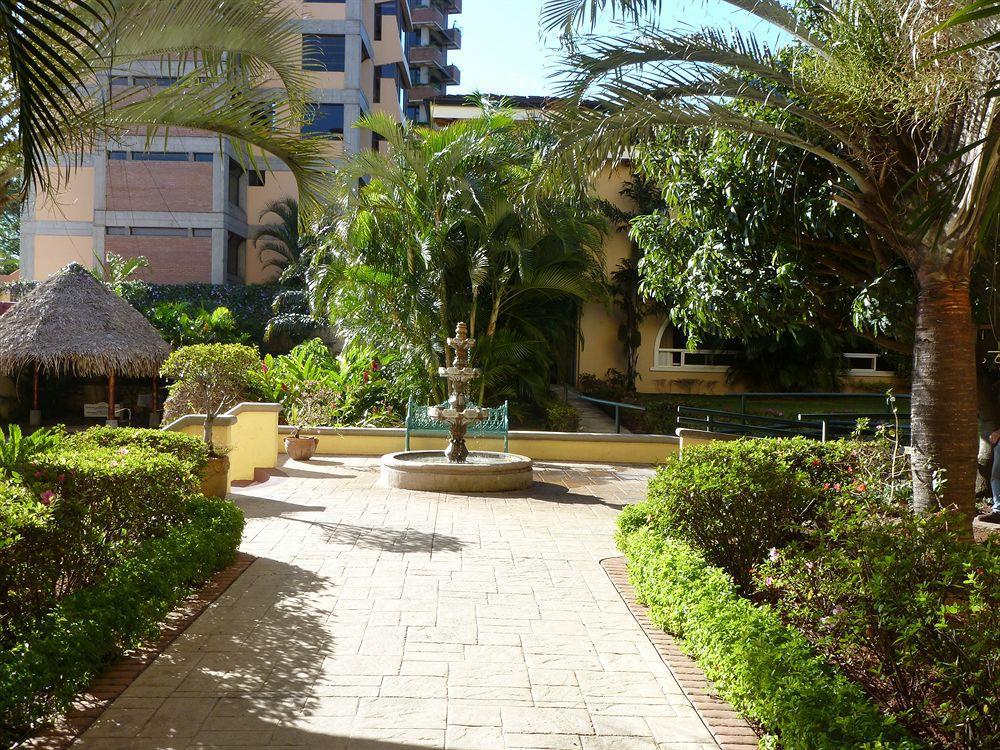 Apartotel & Suites Villas Del Rio San Jose  Exterior photo