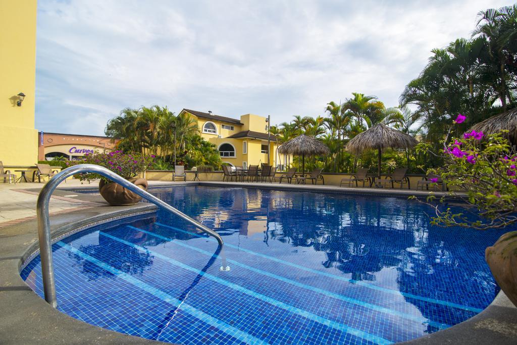 Apartotel & Suites Villas Del Rio San Jose  Exterior photo