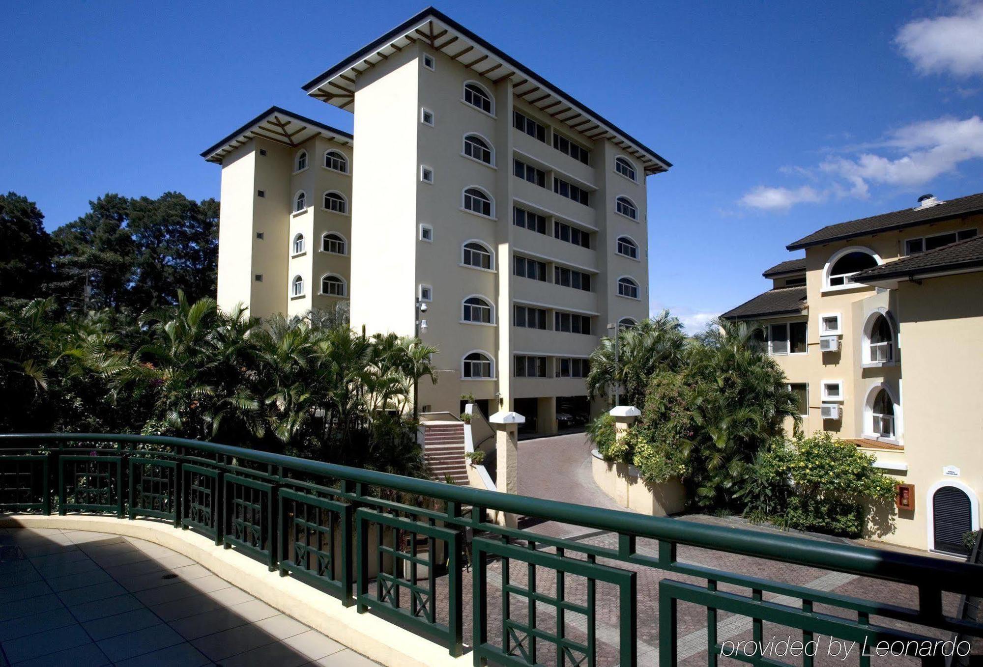 Apartotel & Suites Villas Del Rio San Jose  Exterior photo