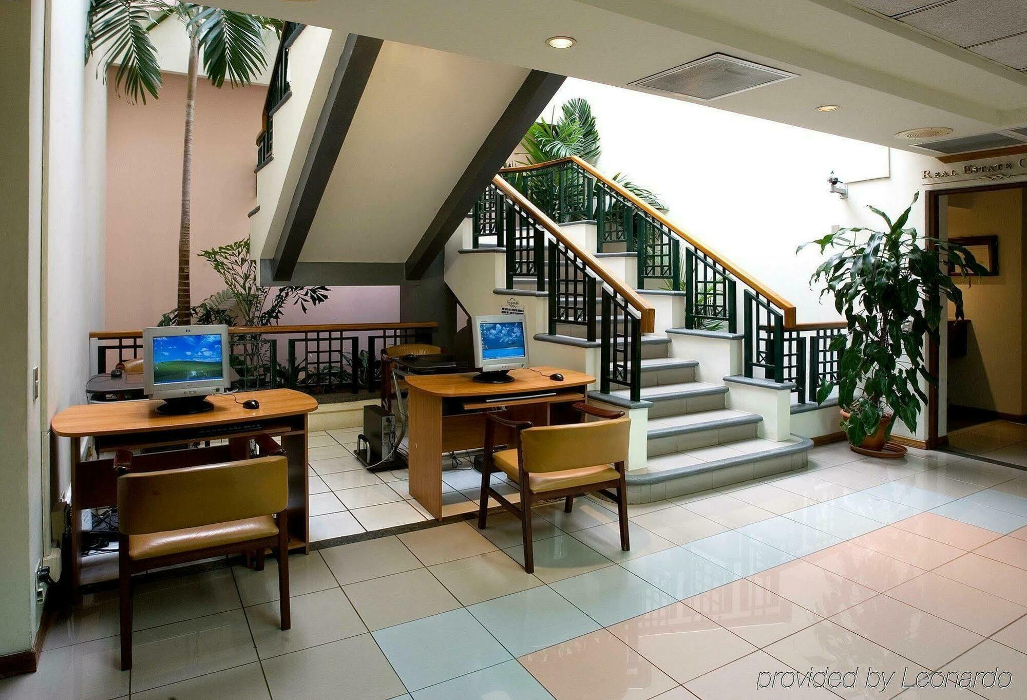 Apartotel & Suites Villas Del Rio San Jose  Exterior photo