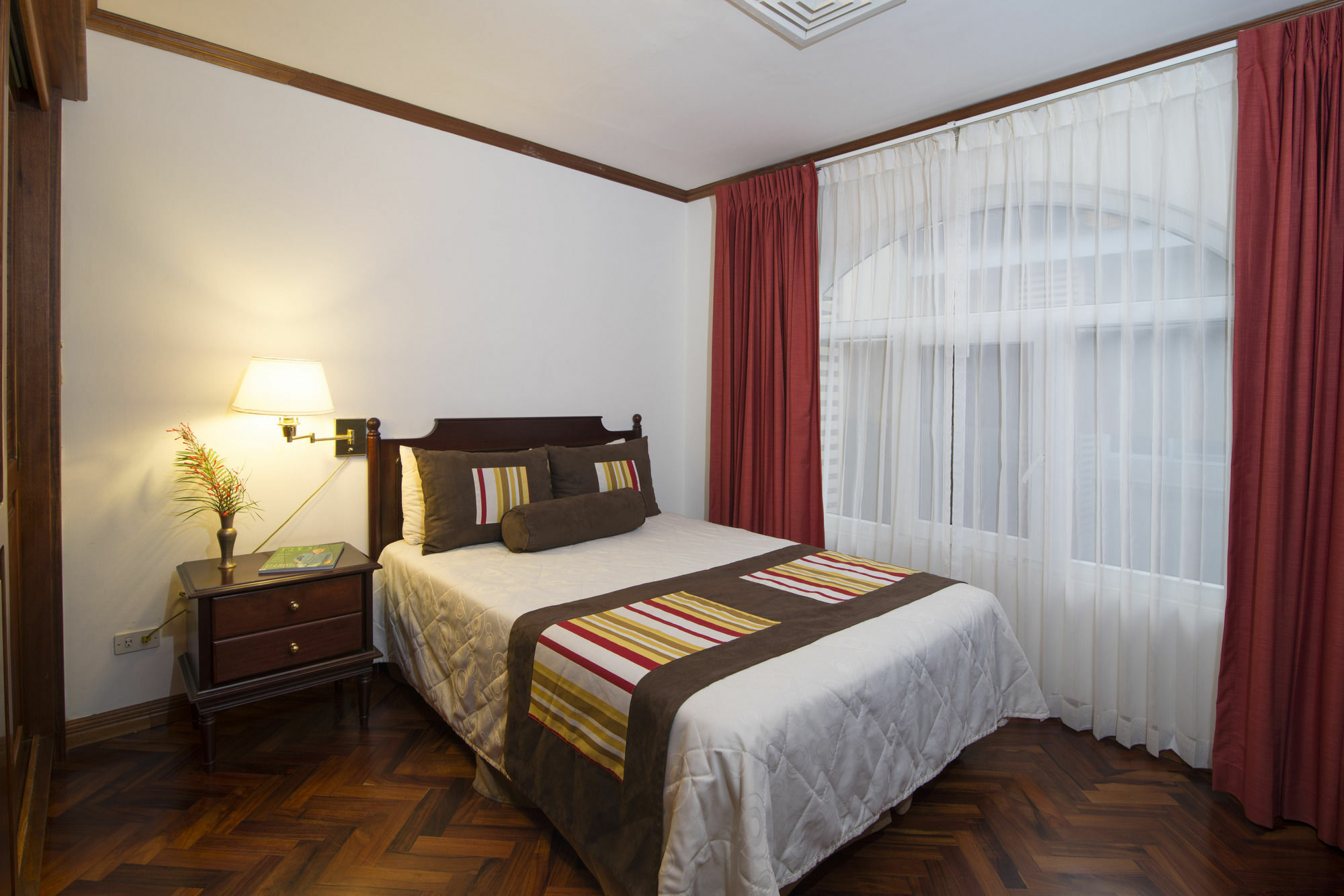 Apartotel & Suites Villas Del Rio San Jose  Exterior photo